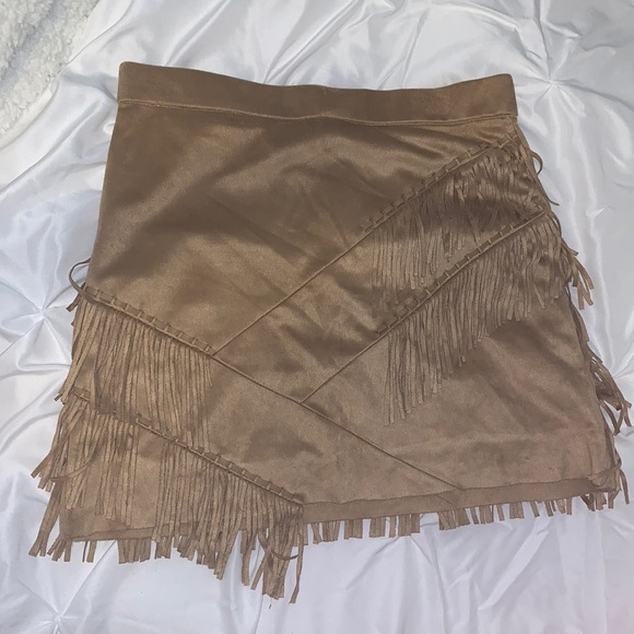 GUESS Skirt with frills - Picture 1 of 1